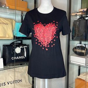 Valentine’s Day Exploding Hearts T-shirt in Black